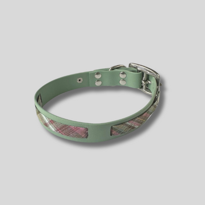 Collier en Biothane®️ vert sauge & tissu interchangeable